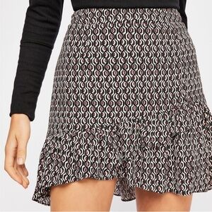 Free people Nadia ruffle wrap skirt 8 red black geometric